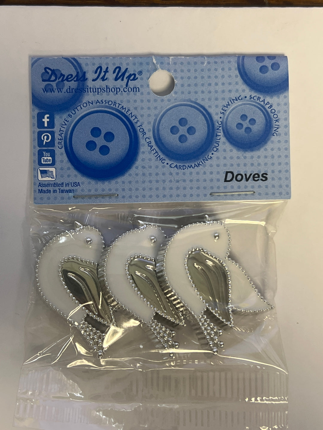 Dress It Up - Doves Buttons - Version 2